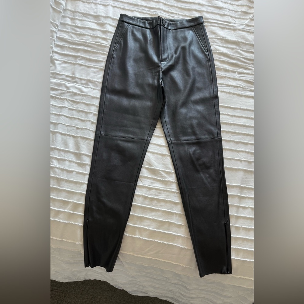 Zara Women's Black Skinny Jeans
